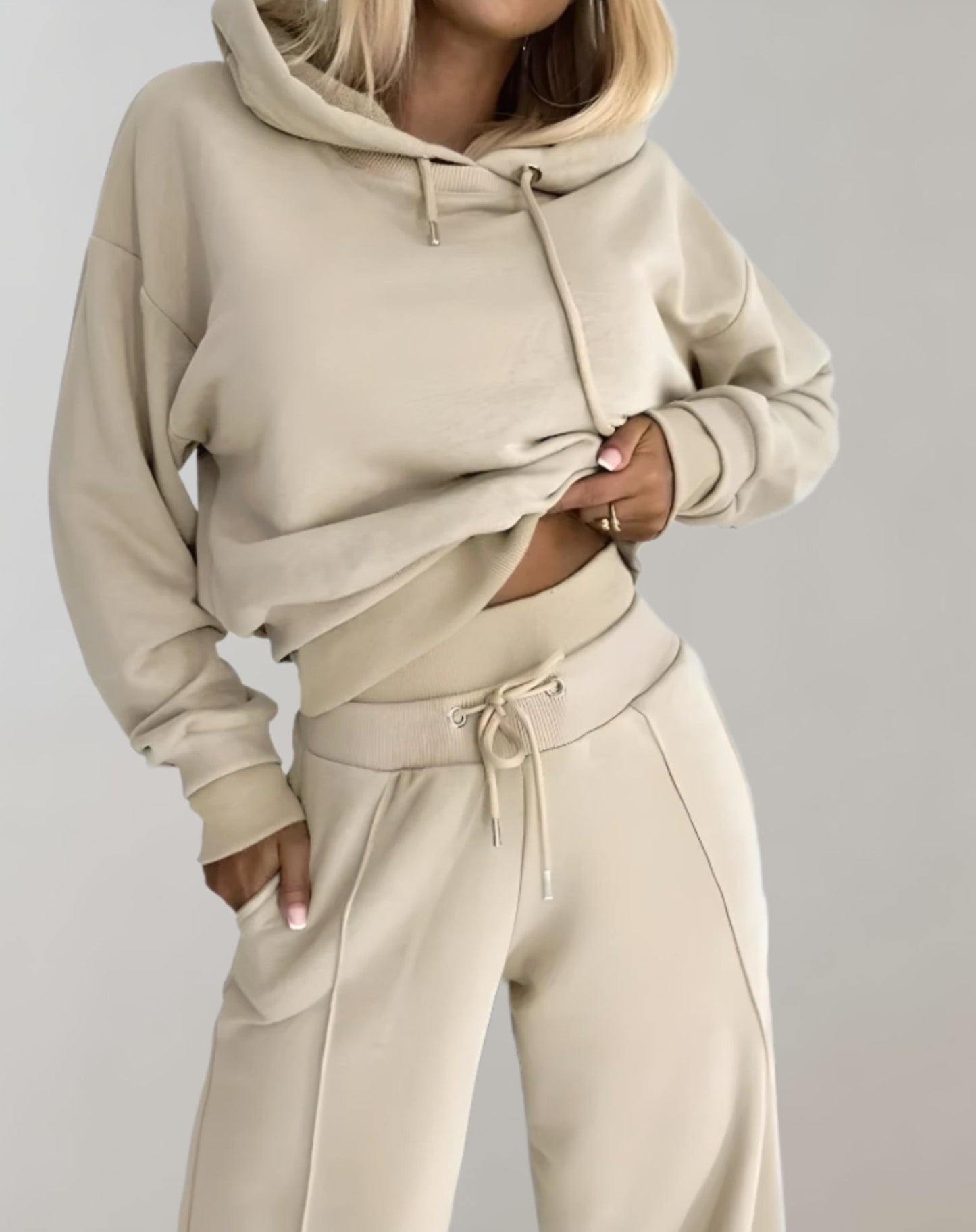 Molly | Women’s 2-Piece Streetwear Tracksuit Set