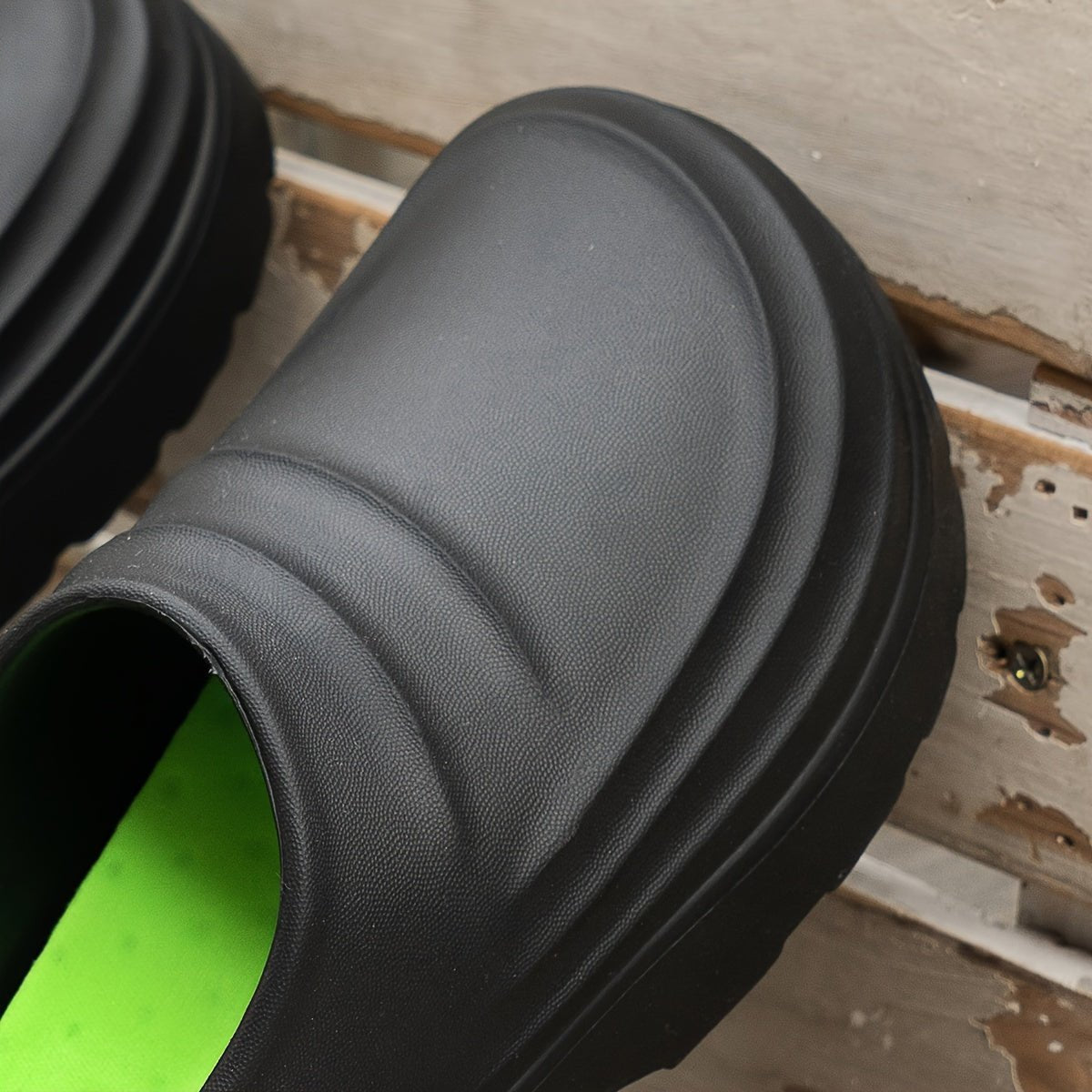 Orla | Women’s Orthopedic Waterproof Clogs