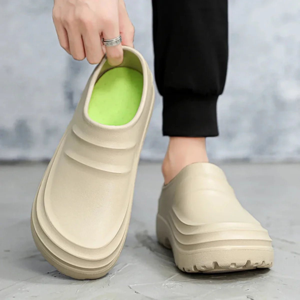 Orla | Women’s Orthopedic Waterproof Clogs