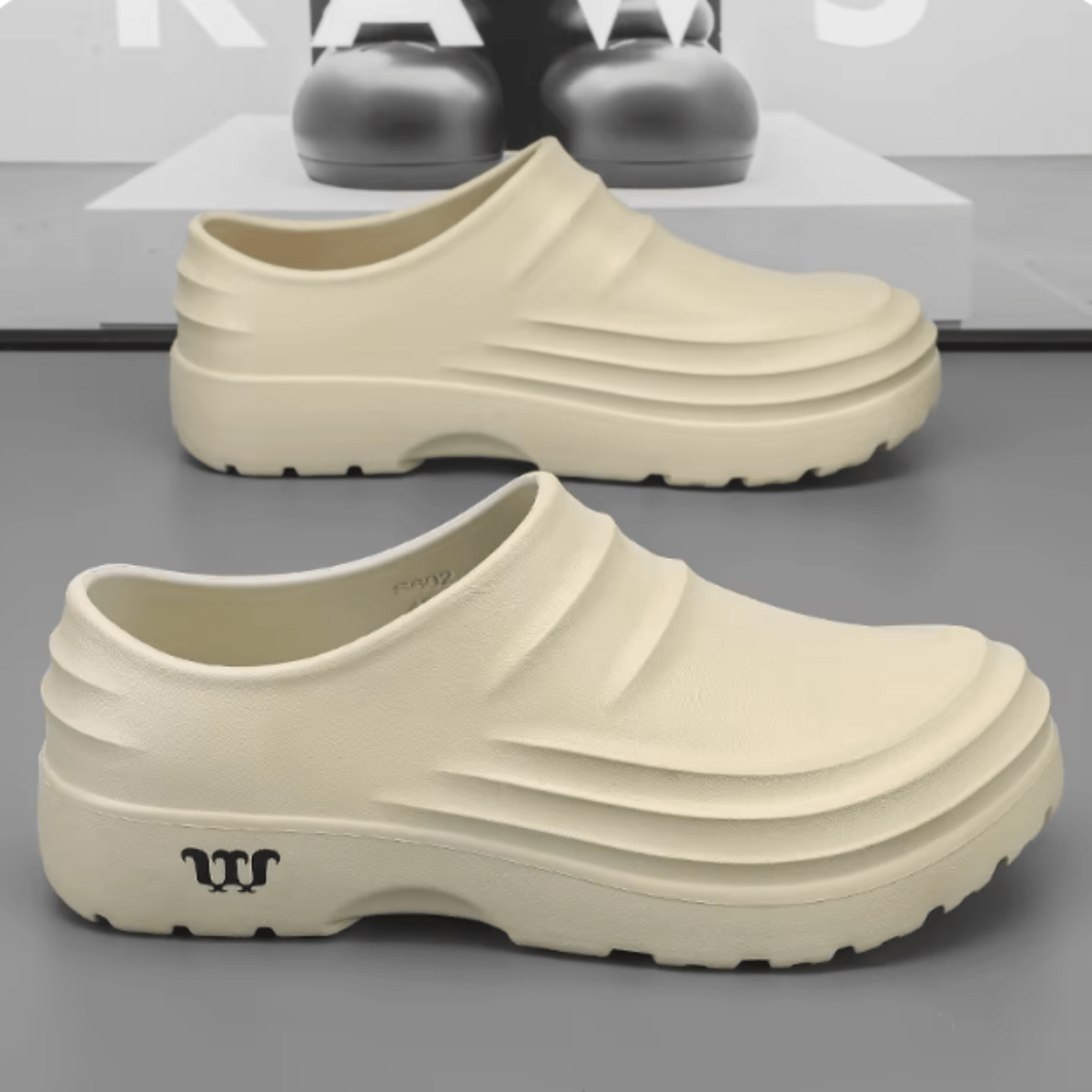 Orla | Women’s Orthopedic Waterproof Clogs