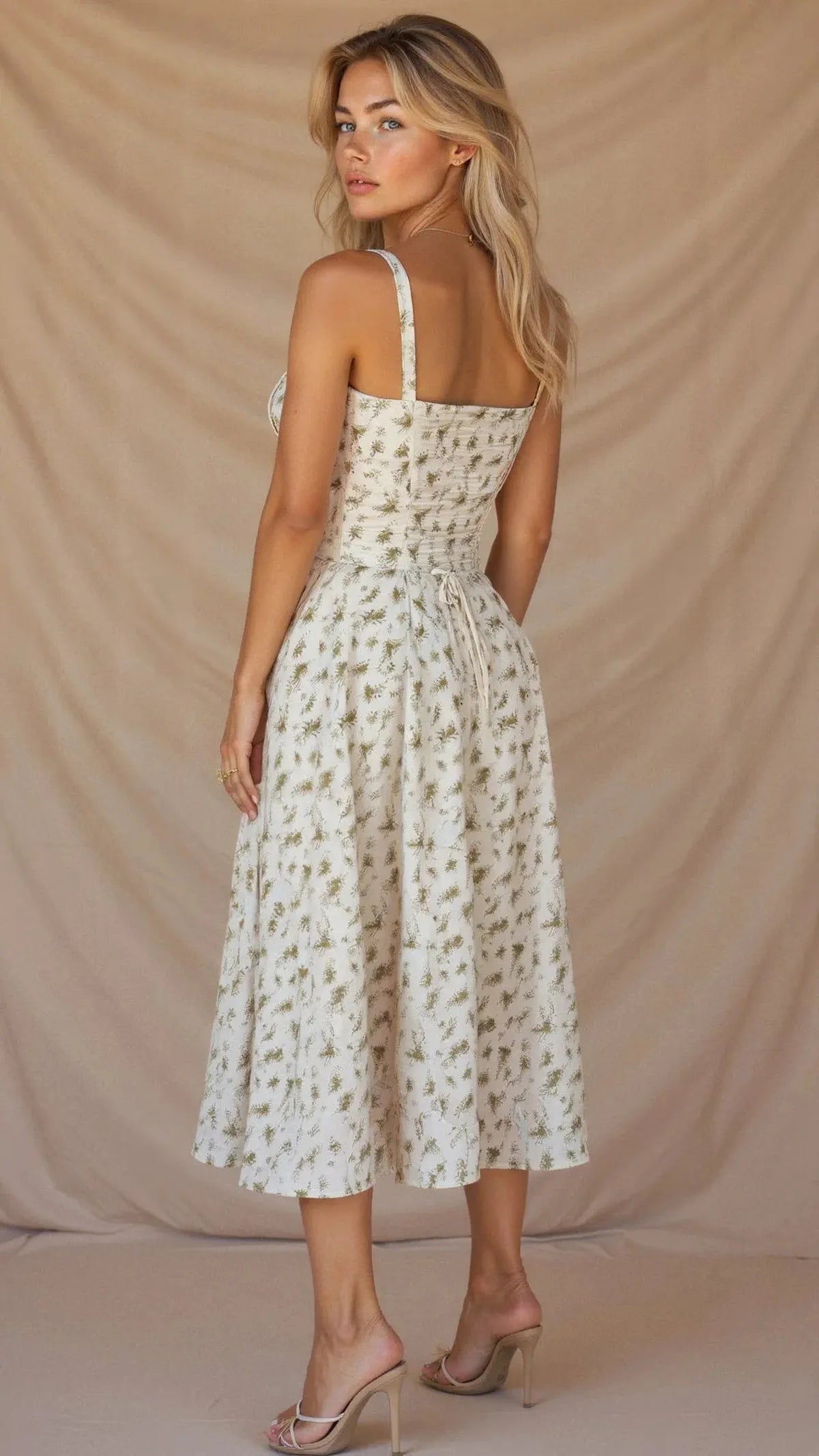 Arabella | Women’s Corset-Back Sweetheart Dress