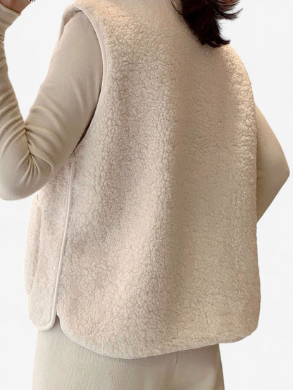 Marisol | Women’s Sleeveless Button-Down Gilet Vest