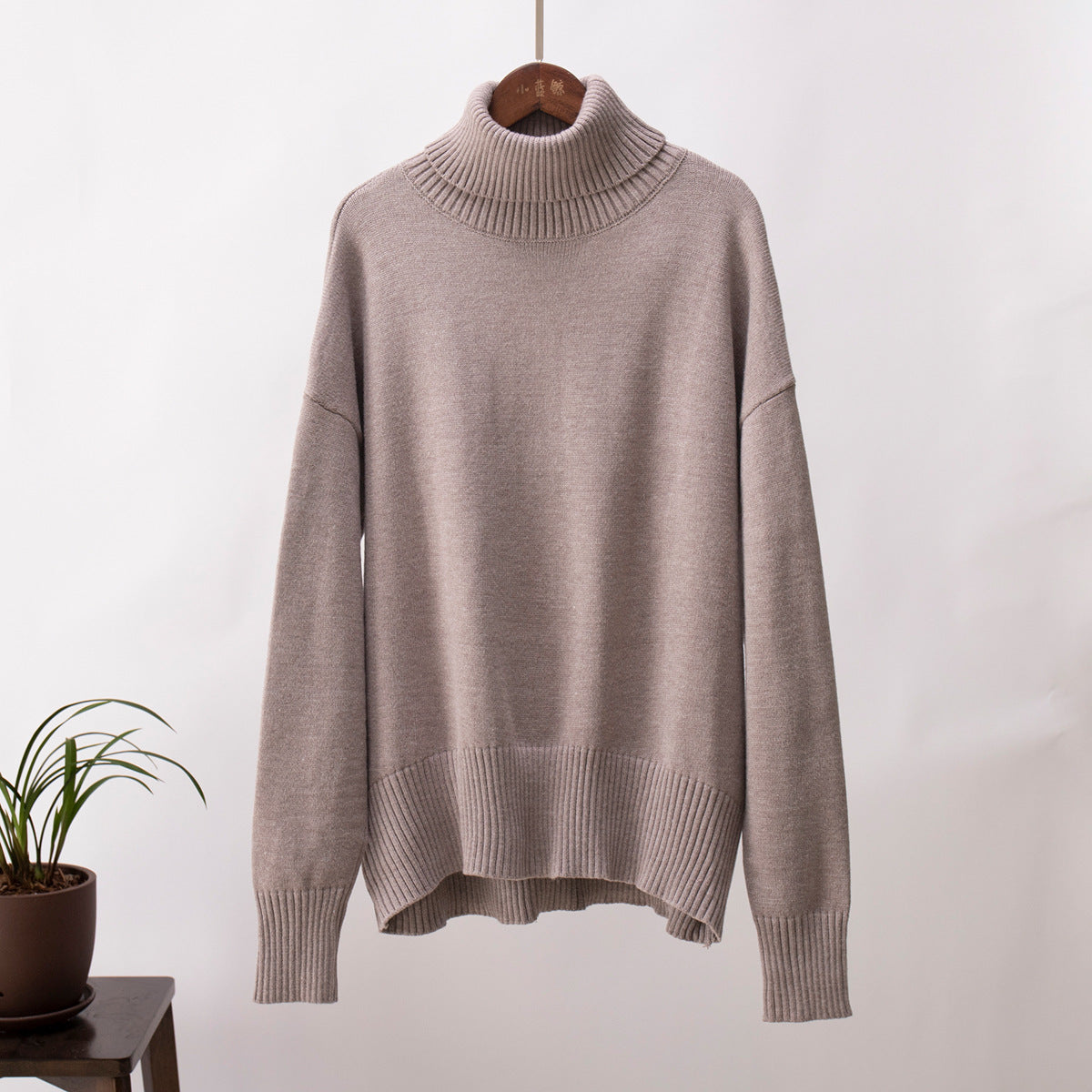 Isolde | Women’s Cashmere Blend Roll-Neck Jumper