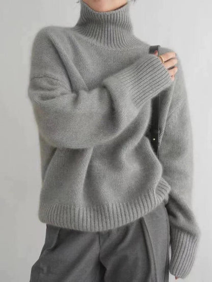 Aurora | Women’s Luxury Cashmere Turtleneck Sweater