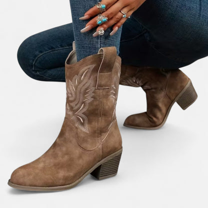 Quarelle | Women’s Suede Cowboy Boots – Vintage Chunky Heel